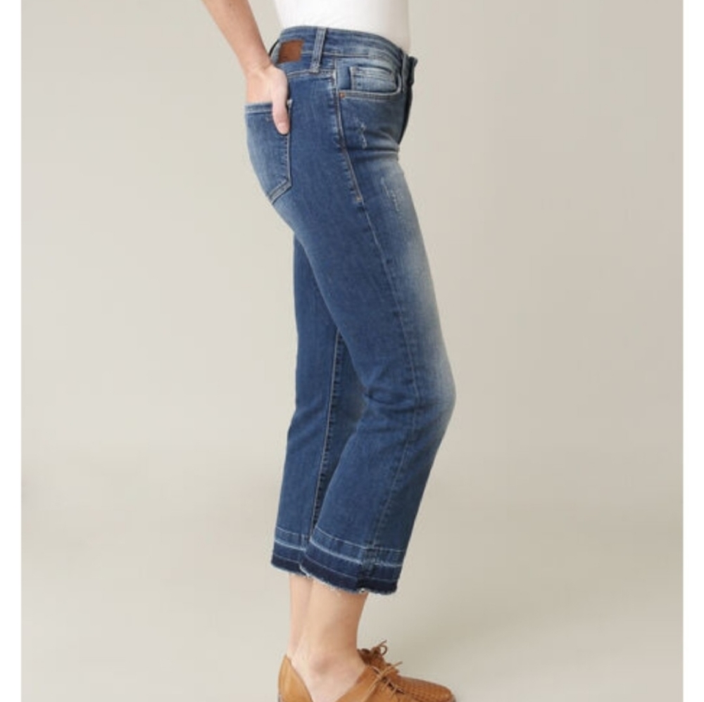 Mavi Crop Flare Jeans Anika Cropped Mid Rise Y2K size 28 women’s stretch denim